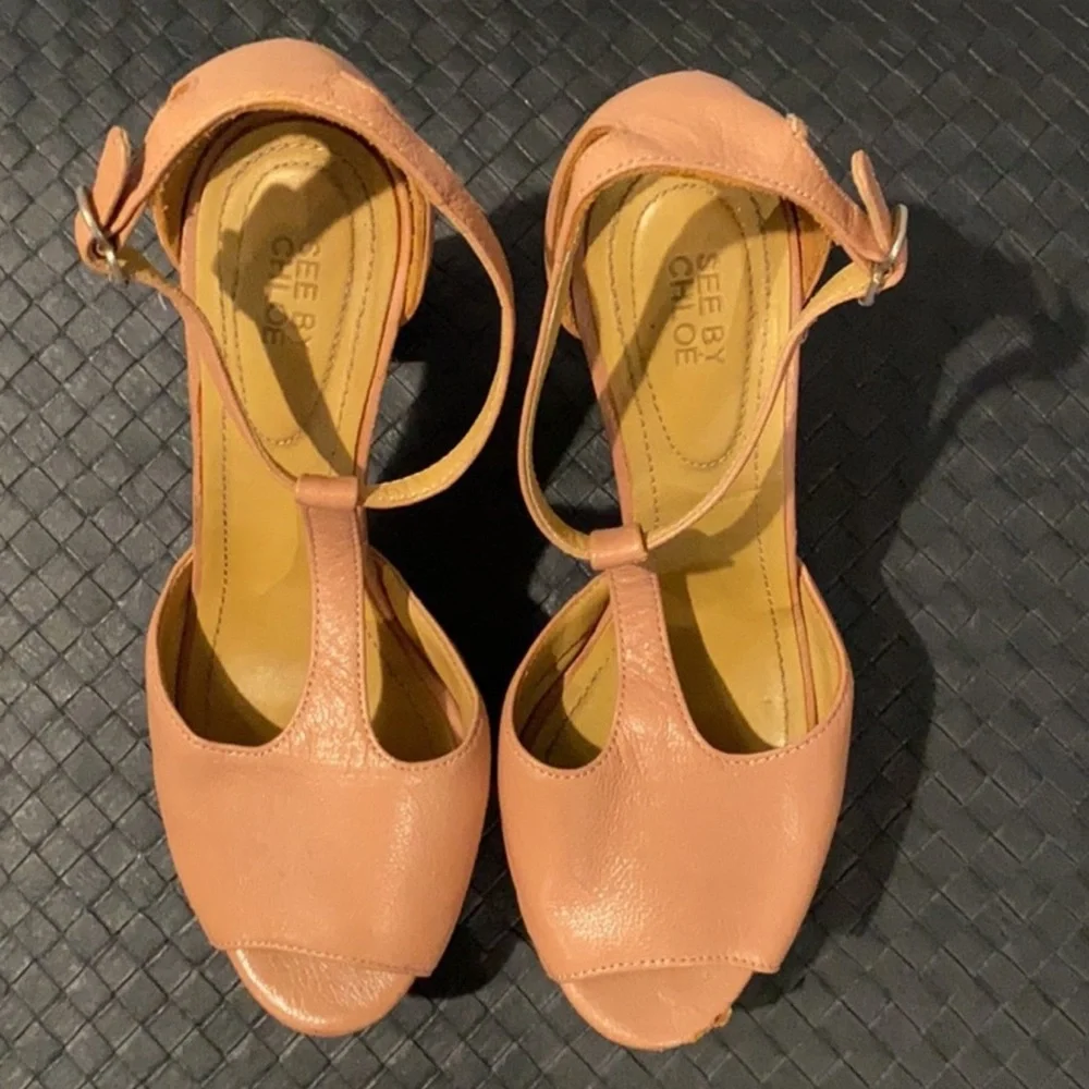 Authentic See by Chloe designer leather platform heels 6.5